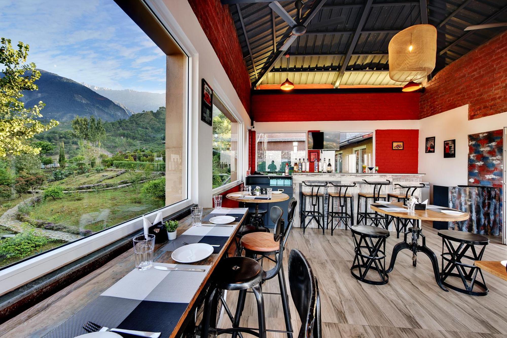 Tiaraa Jujurana Resort & Spa Dharamshala Dış mekan fotoğraf
